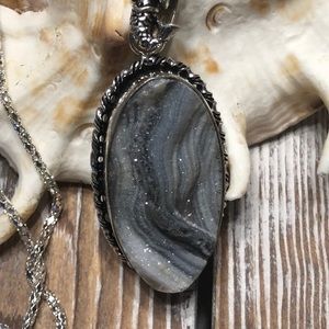 NWOT Desert Druzy Silver Mermaid Pendant - WJ14384